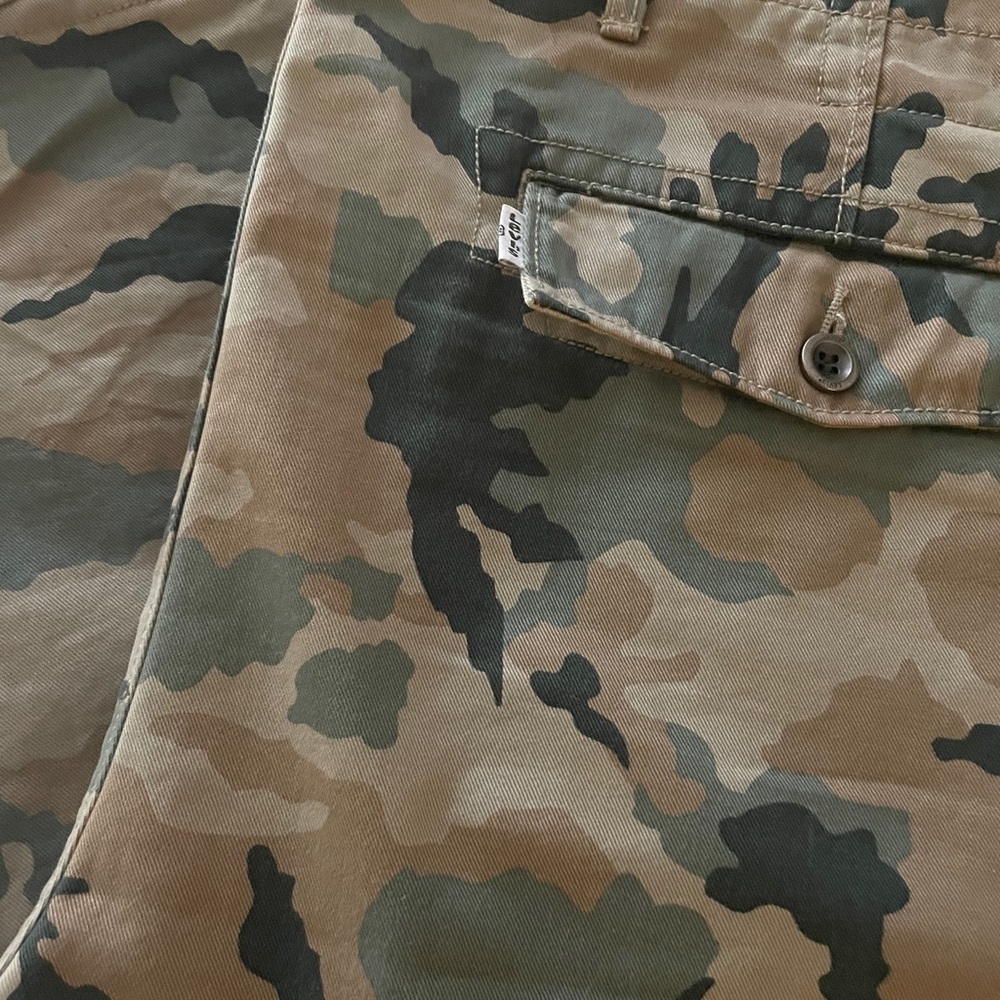 Levi’s camo pants